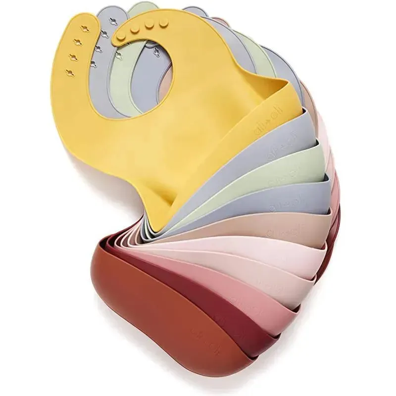 Ali   Oli Silicone Baby Bib Roll Up & Stay Closed (Light Sage)