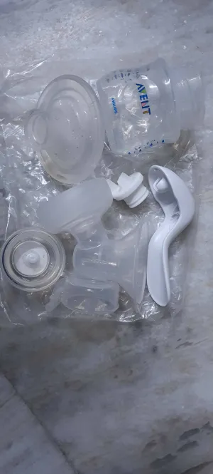 Avent Manual Breast pump