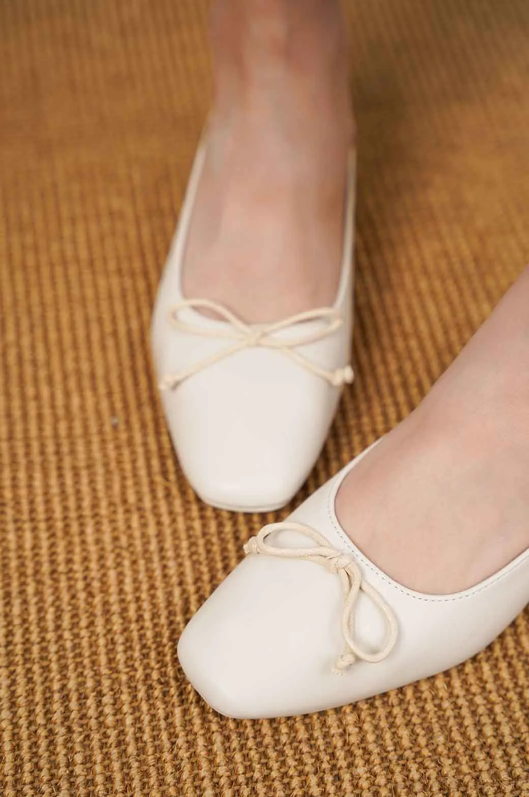BALLET PUMPS