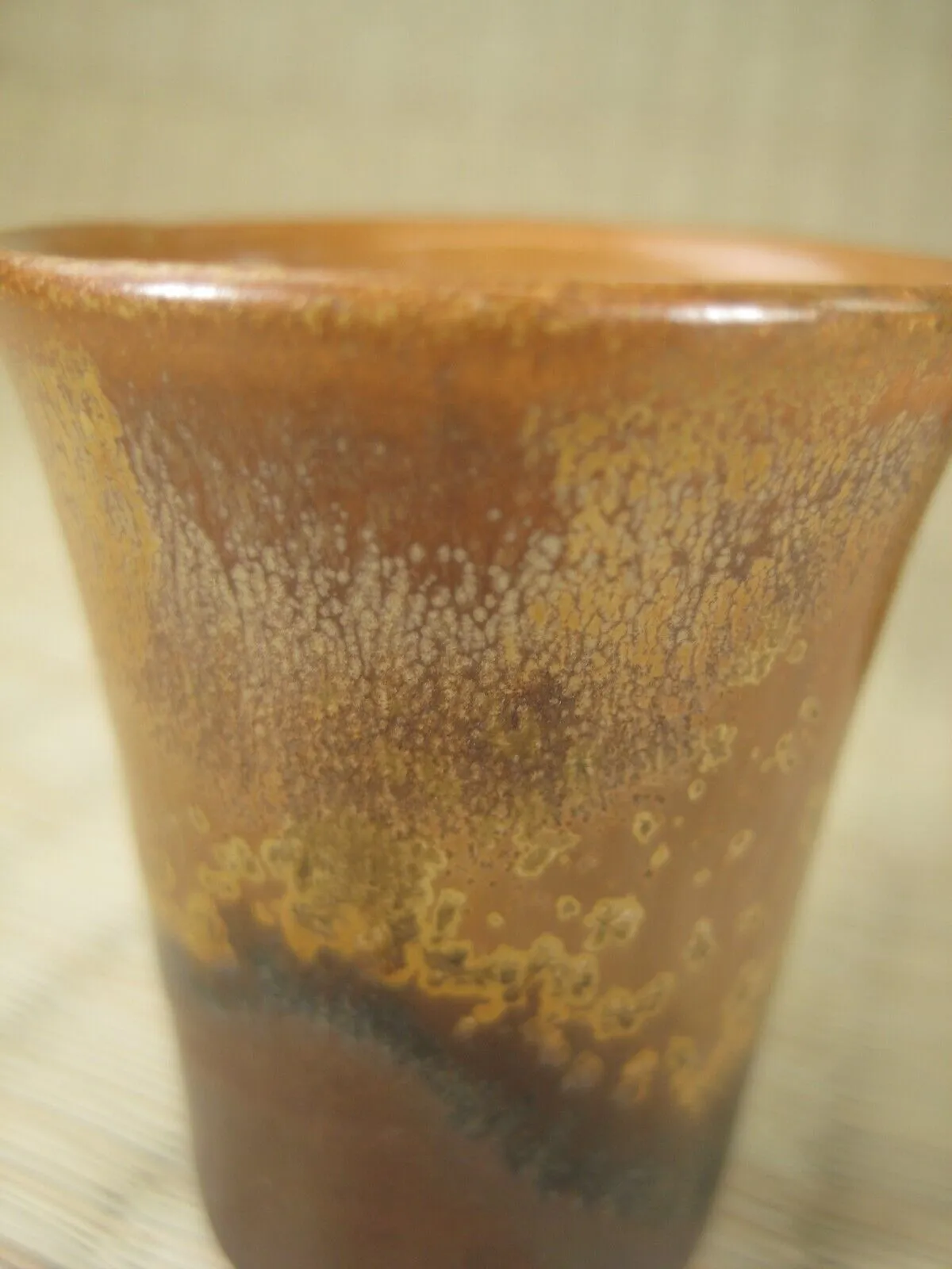 Japanese Hand Painted Set Of 3 High Walled Sake Cups Tan & Brown 1.75" Tall