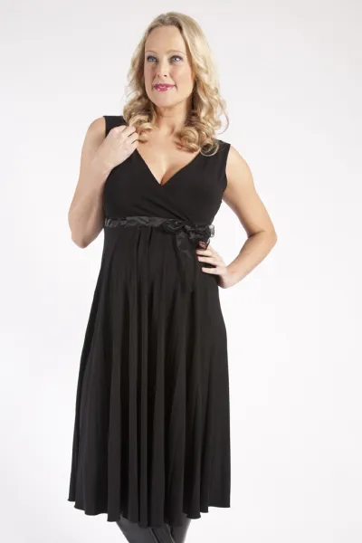 Szabo Maternity 'Sunray' Dress - Black